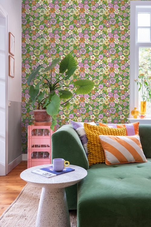 ESTAhome behang retro bloemen groen, paars, beige en oranje - 50 x 900 cm - 131808