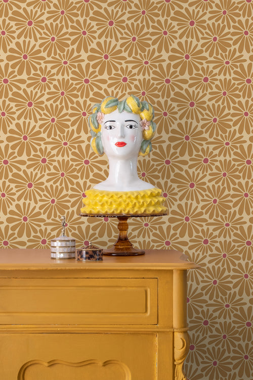 ESTAhome behang madeliefjes okergeel en roze - 50 x 900 cm - 131152 - vtwonen shop