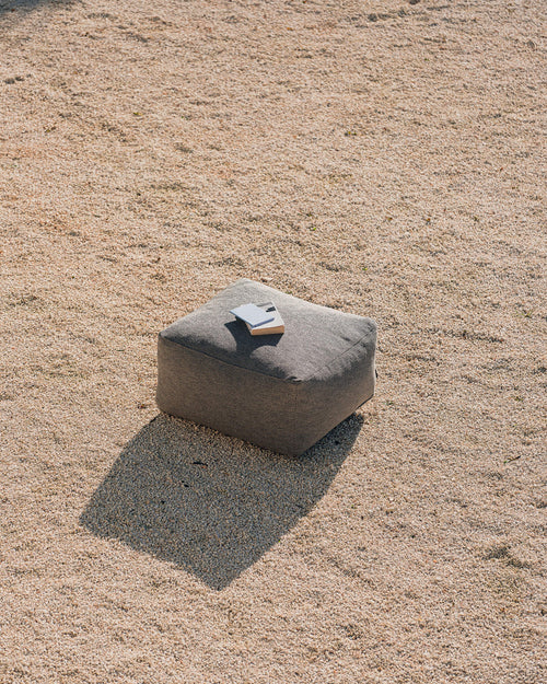 noo.ma Keno Outdoor Pouf - Dusty Beige, 65 x 65 x 37,5 cm