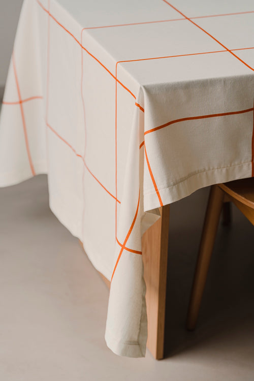 noo.ma MARR Tafelkleed - 140x140 cm - Orange Peel - vtwonen shop