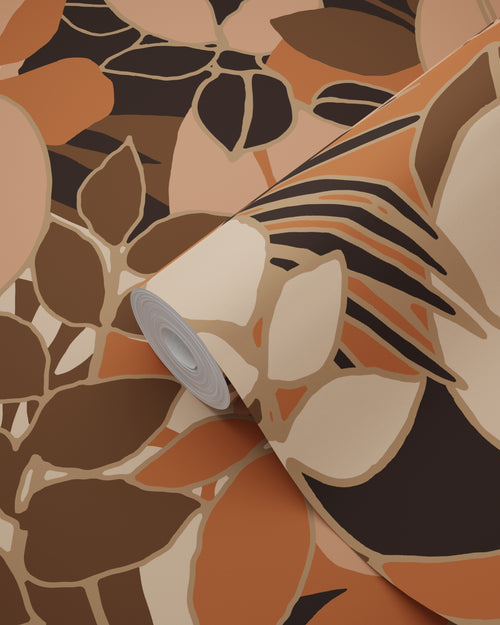 ESTAhome behang bladeren terracotta roze, bruin en zwart - 50 x 900 cm - 139850 - vtwonen shop