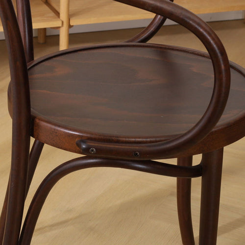 Fameg Venice No.9 Houten Eetkamerstoel Walnoot - Met Armleuning - vtwonen shop