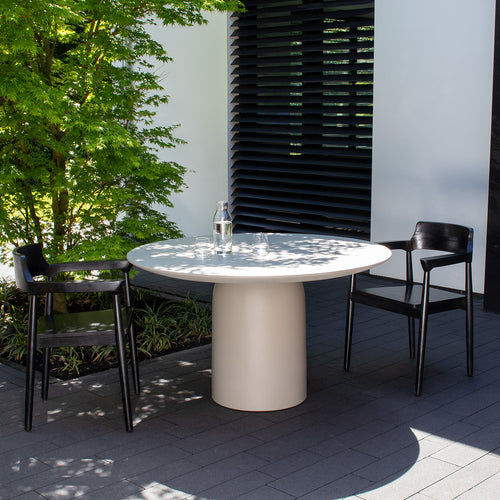 DÉJA Living Tuintafel Dalarö - Greige - Rond - 130x130x76cm - vtwonen shop