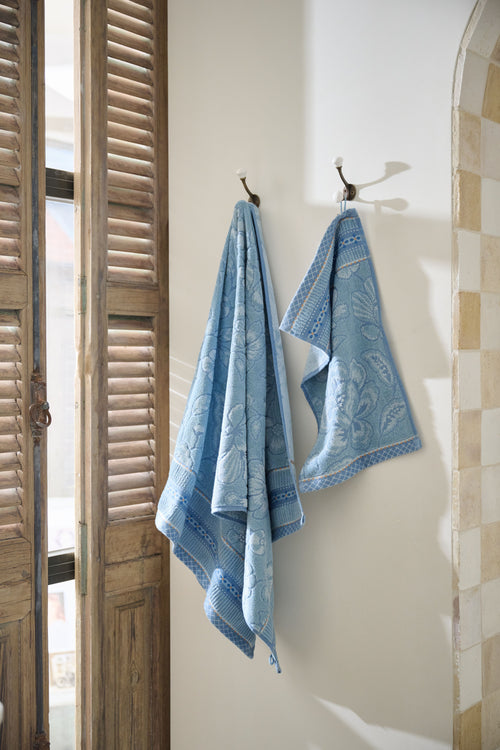 Pip Studio Badlaken Jasmin Jacquard - 70 x 140 cm - Licht blauw