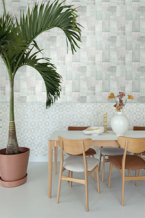 ESTAhome behang Marrakech kelim patchwork tapijt vergrijsd mintgroen - 53 cm x 10.05 m - 148650