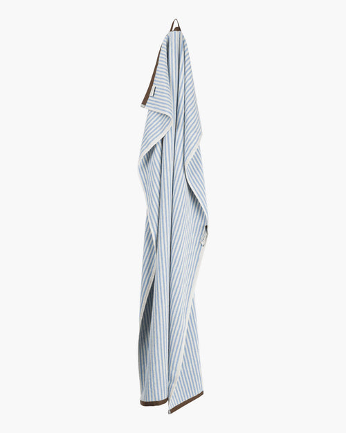noo.ma Gobo badhanddoek babyblauw 140 x 70 cm