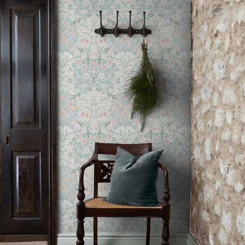 William Morris at Home Vliesbehang - Blackthorn Meadow - 1000x52 - vtwonen shop
