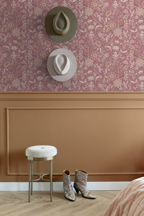 ESTAhome behang vintage bloemen mauve paars - 50 x 900 cm - 131331 - vtwonen shop