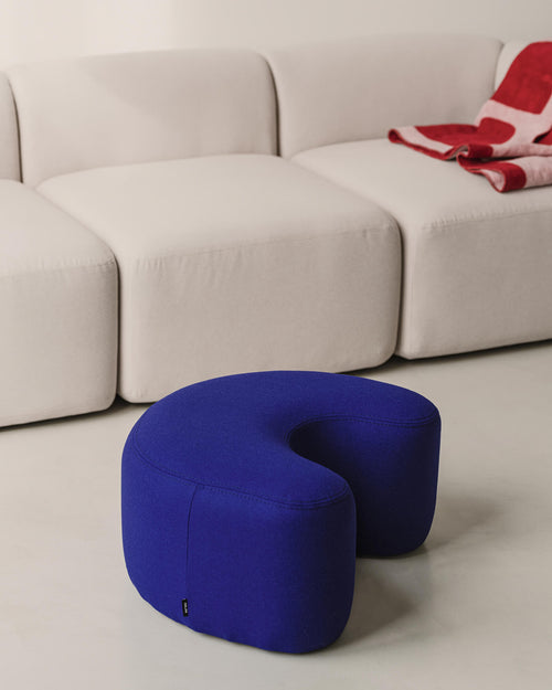 noo.ma U Pouf - Cloud Beige Bouclé, 50 x 60 x 30 cm