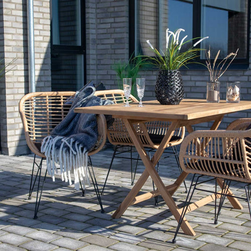 Artichok Madelein rotan tuinstoel naturel - met armleuning en zitkussen - vtwonen shop