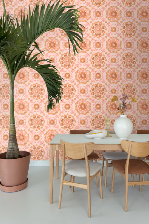 ESTAhome behang tegelmotief roze en oranje - 50 x 900 cm - 131687