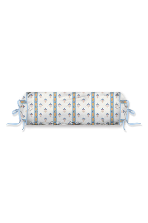Pip Studio Decoratiekussen Kairi Bloom - 22 x 70 cm - Licht blauw