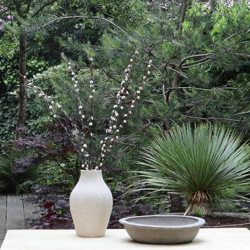 Raw Materials vaas - Chalk Sayala - créme - 20x20x33 cm - vtwonen shop