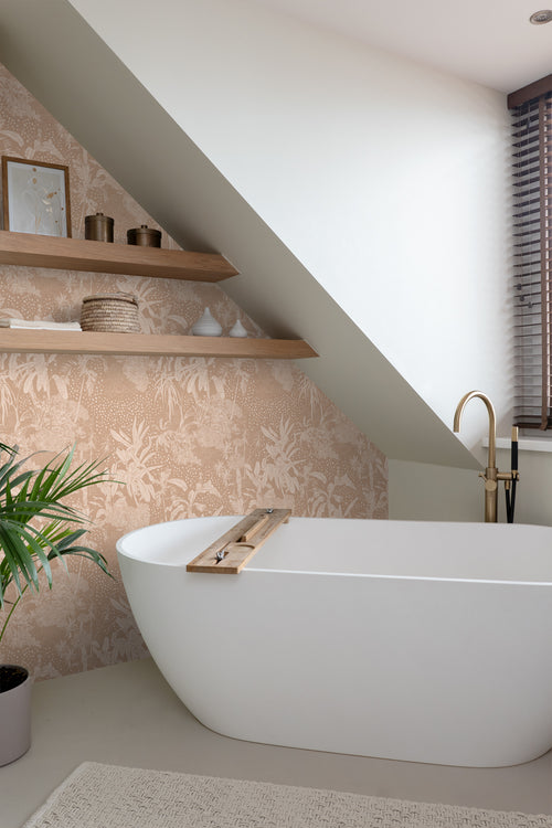 ESTAhome behang tropische bladeren terracotta roze - 50 x 900 cm - 139889 - vtwonen shop