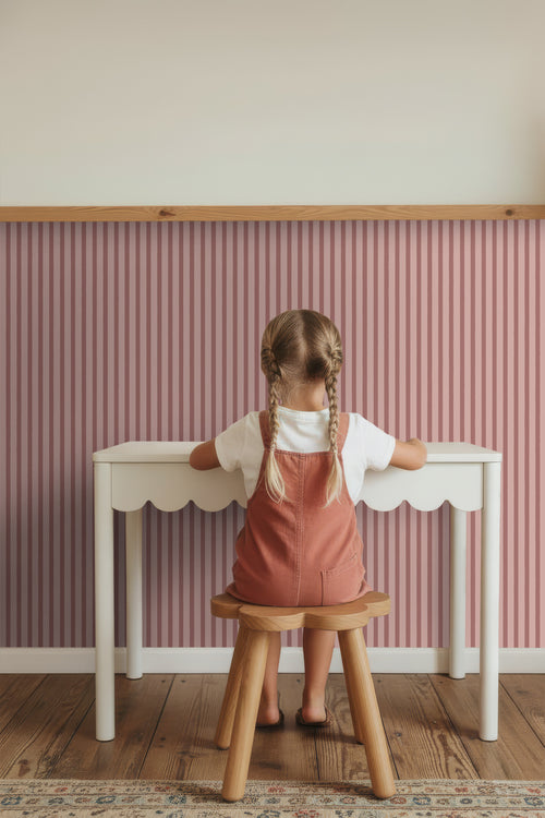 Sanders & Sanders behang geschilderde strepen bordeaux rood en roze - 50 x 900 cm - 935398