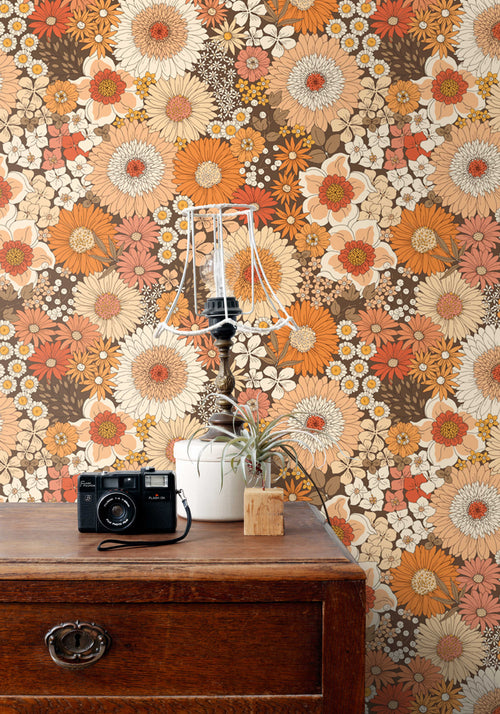 ESTAhome behang retro bloemen oranje en terracotta roze - 50 x 900 cm - 131318
