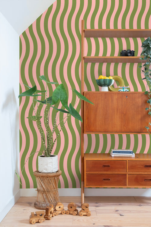 ESTAhome behang golvende strepen roze en groen - 50 x 900 cm - 131610 - vtwonen shop
