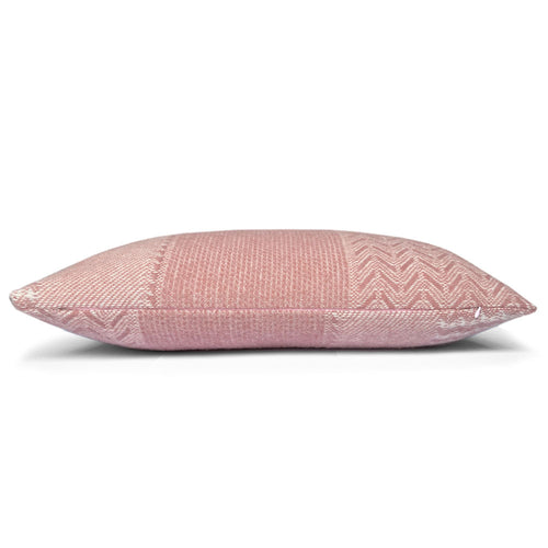 Malagoon kussen Uptown - roze - 35x60cm 100% wol