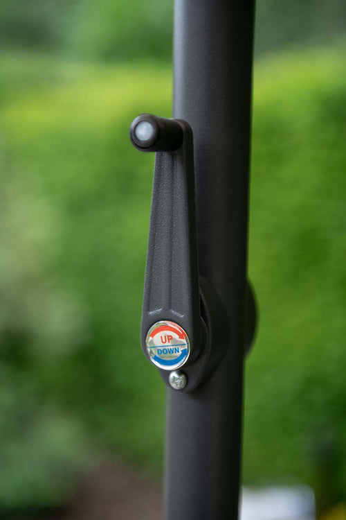 Delta parasol - Ø300 cm - carbon black - ecru - vtwonen shop