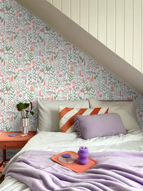 ESTAhome behang veldbloemen groen, wit en roze - 50 x 900 cm - 131550 - vtwonen shop