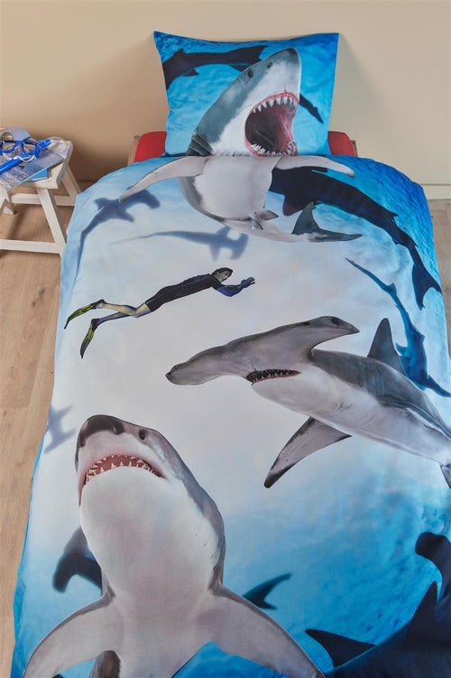FREEK VONK dekbedovertrek Happige Haaien - 140x200 cm - blauw - vtwonen shop