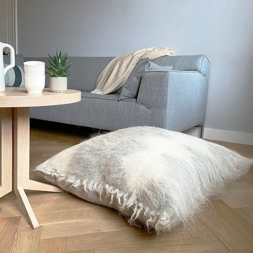 Malagoon vloerkussen Diamond - lichtgrijs - 90x90cm 100% wol