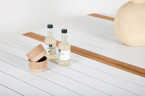 Rebellenclub Rechthoekige Tuintafel Ferna - 150 x 90cm - Wit - vtwonen shop