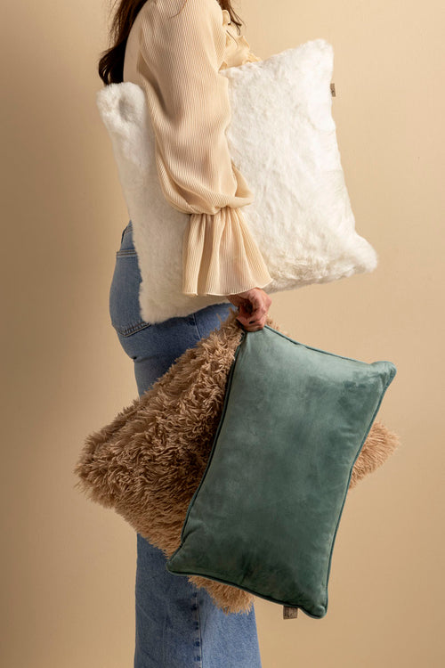 Dutch Decor sierkussen Fluffy - 45x45 cm - vtwonen shop