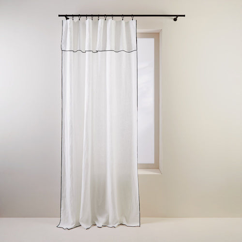 Madura Gordijn Carlina puur witte en zwarte hommel 350x280 cm