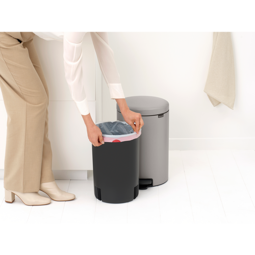 Brabantia NewIcon Pedaalemmer, 20 liter, kunststof binnenemmer - Soft Grey