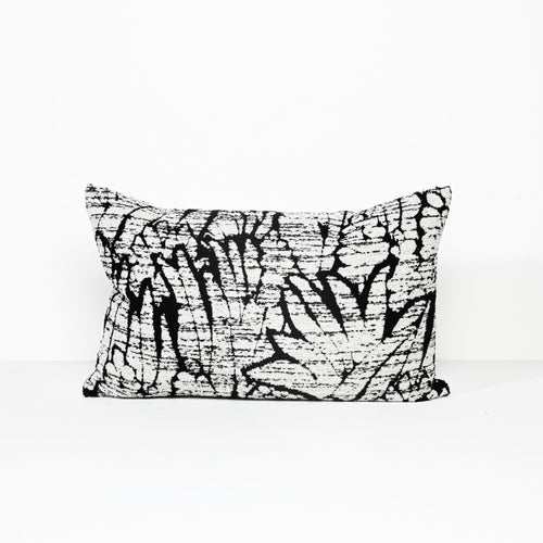 Darcy & Duke sierkussen Black Palm - Zwart - 40x60cm