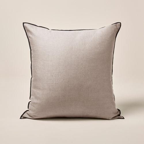 Madura Kussenovertrek Carlina snaar en zwarte hommel 50x50 cm