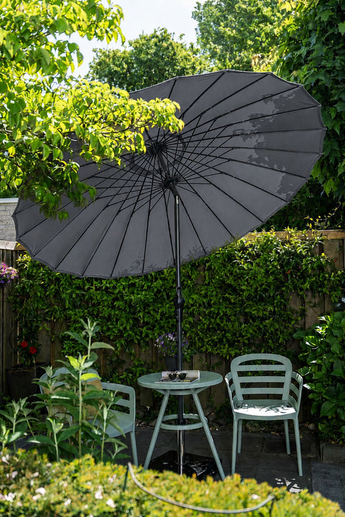 Garden Impressions Manilla parasolset donkergrijs met voet 30 kg en hoes