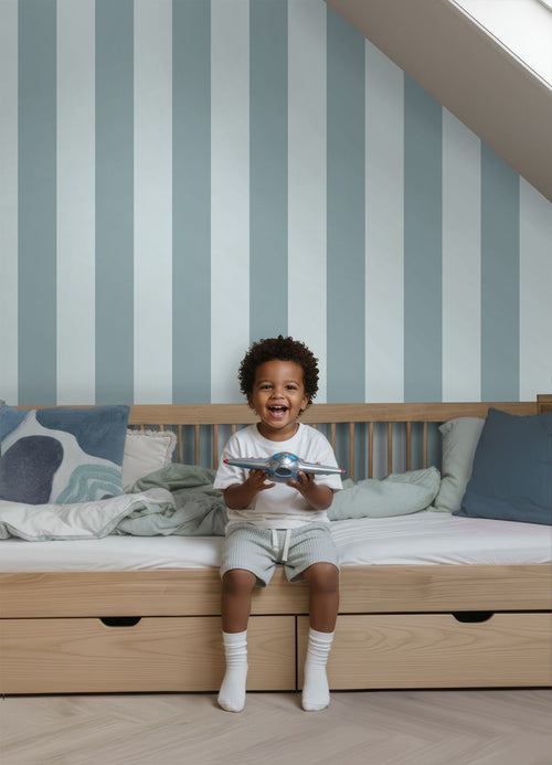 ESTAhome behang strepen lichtblauw en blauw - 50 x 900 cm - 131965