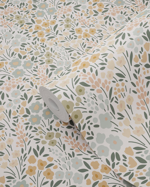 ESTAhome behang bloemetjes grijsblauw, terracotta roze en groen - 53 cm x 10.05 m - 139837 - vtwonen shop