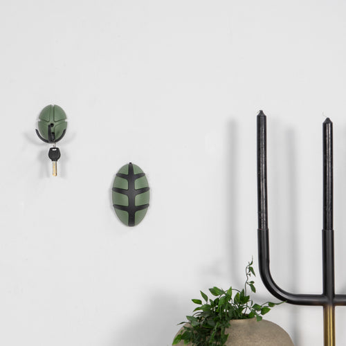 Spinder Design kapstok Bug - Sage green / Zwart - 7 haken