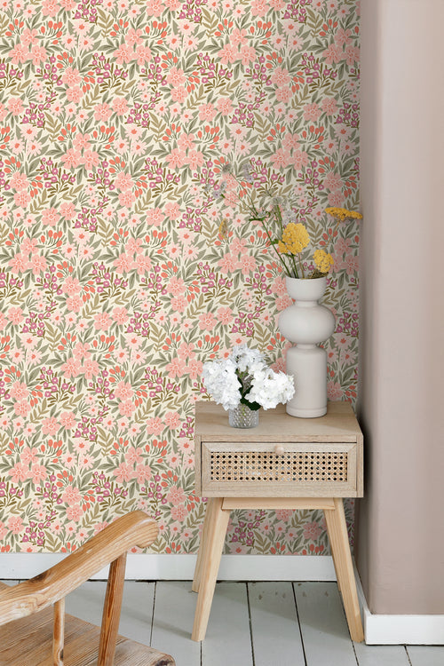 ESTAhome behang bloemen groen, roze en paars - 50 x 900 cm - 131450 - vtwonen shop
