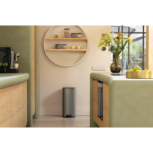 Brabantia Bo Pedaalemmer, 30 liter, stil sluitend, kunststof binnenemmer - Platinum