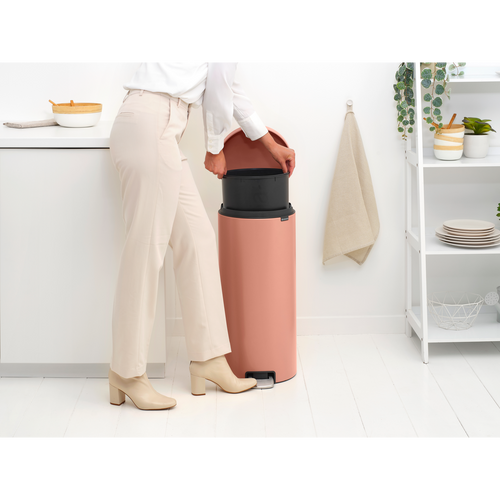 NewIcon pedaalemmer 30 liter met kunststof binnenemmer - Warm Copper - vtwonen shop