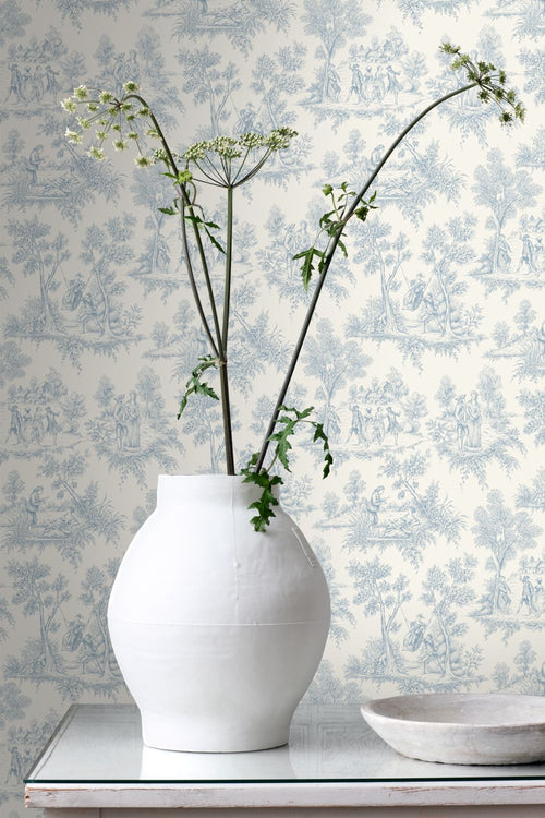 ESTAhome behang toile de jouy print lichtblauw - 50 x 900 cm - 132095