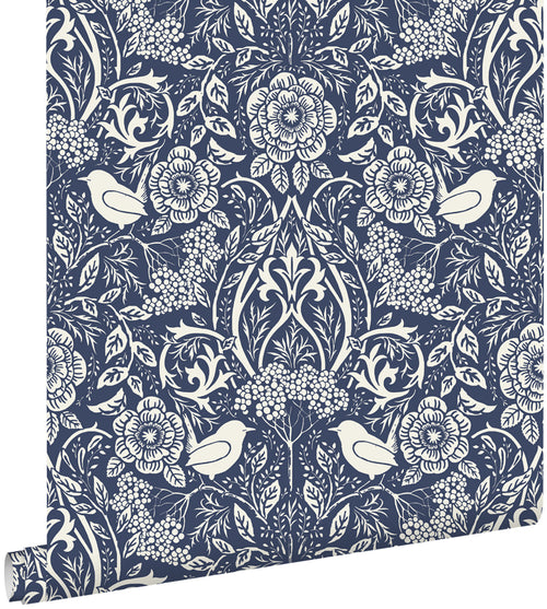 ESTAhome behang bloemen en vogels in art nouveau stijl donkerblauw - 50 x 900 cm - 139435 - vtwonen shop