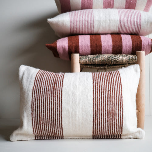 Household Hardware - kussen - Bruin - Dunne strepen - vtwonen shop