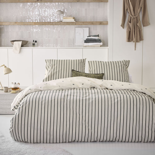 Walra - Dekbedovertrek Remade Blossom Lines - 240x220 cm - Off White / Groen