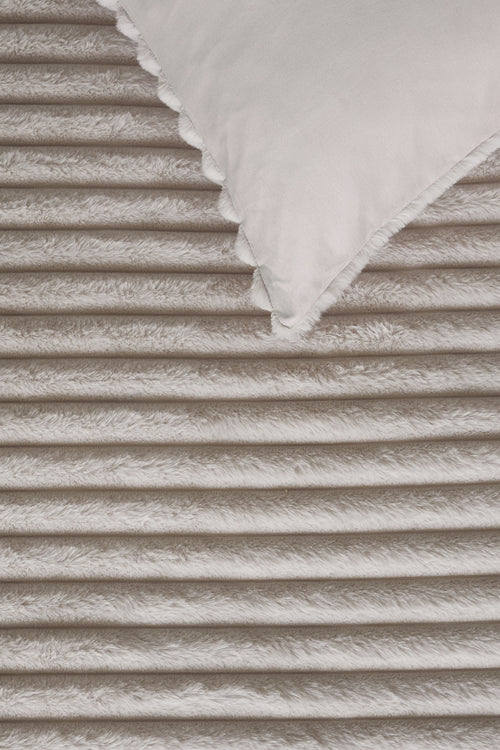 Rivièra Maison  Furry Stripes - 200 x 200/220 cm - Gebroken wit - vtwonen shop