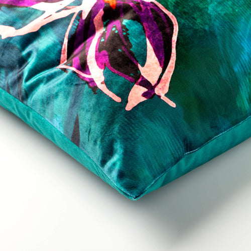VANESSA - kussenhoes 60x60 cm - glansvelours - bloemmotief - Trekking Green - multicolour