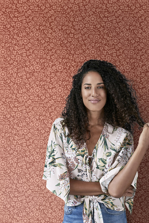 ESTAhome behang bloemetjes terracotta - 50 x 900 cm - 131671 - vtwonen shop