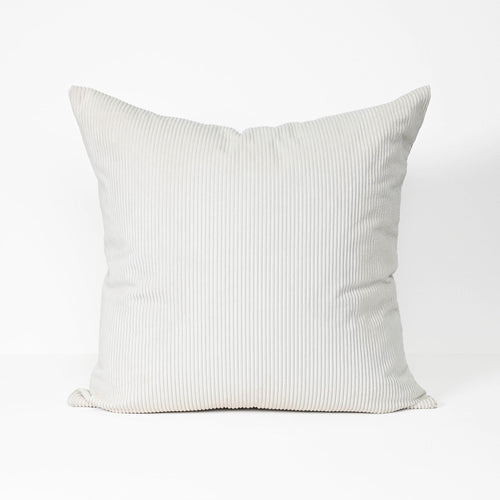 Darcy & Duke sierkussen Cream - Crème - 55x55cm