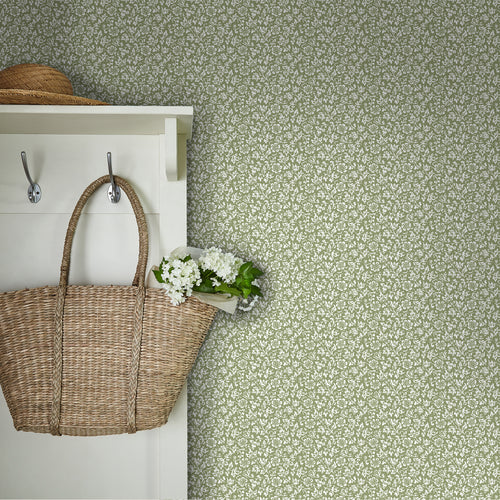 Laura Ashley Vliesbehang Sweet Alyssum Moss Groen - vtwonen shop