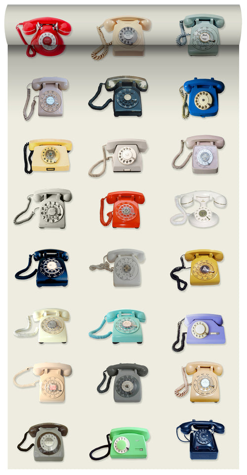 ESTAhome XXL behang retro telefoons beige, grijs, rood en blauw - 50 x 900 cm - 158503