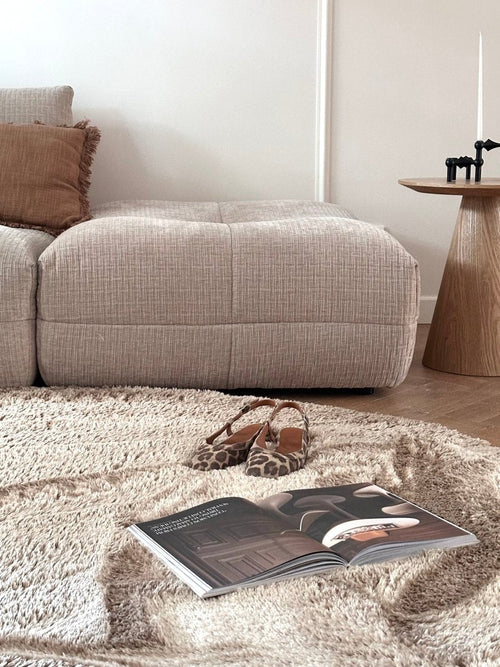 Organisch hoogpolig vloerkleed Odelia bruin/taupe - Interieur05 - 150 x 80 cm - vtwonen shop